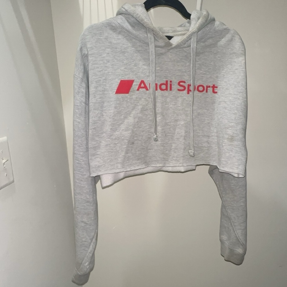 Cropped Audi sweatshirt